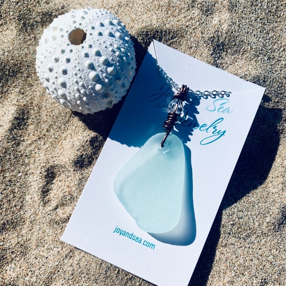 Into The Caribbean Seaglass Necklace - Picture 2 of 7